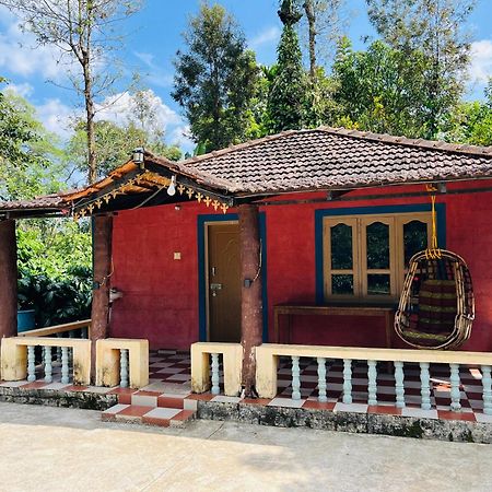 Preetham Homestay Кушалнаґар Екстер'єр фото