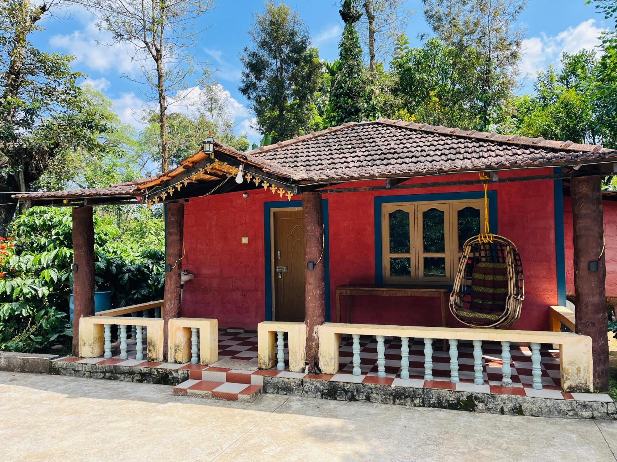 Preetham Homestay Кушалнаґар Екстер'єр фото